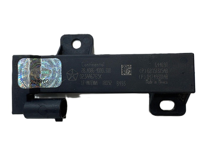 2020 Chrysler Pacifica Touring Keyless Entry Antenna Control Module 68051315AP