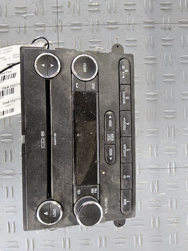 2009-2010 Ford EDGE Radio Receiver AM-FM-6 CD-MP3 Player ID 9T4T-18C815-GA