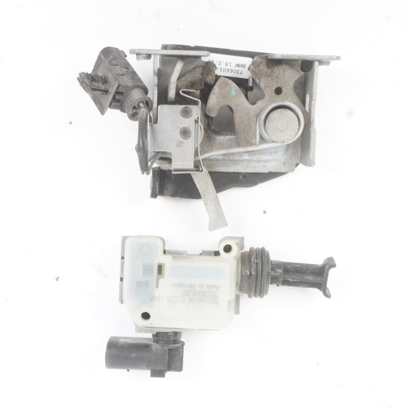 14-21 BMW i3 I01 Hood Bonnet Lock Latch Right or Left OEM