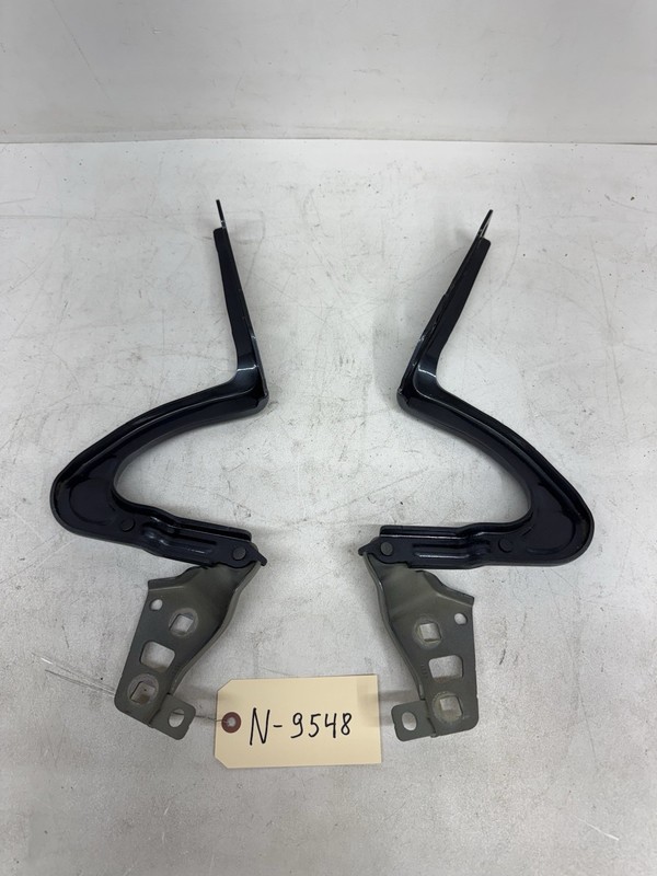 2020-2024 TESLA MODEL Y LEFT AND RIGHT SIDE HOOD HINGE OEM 9548 B82