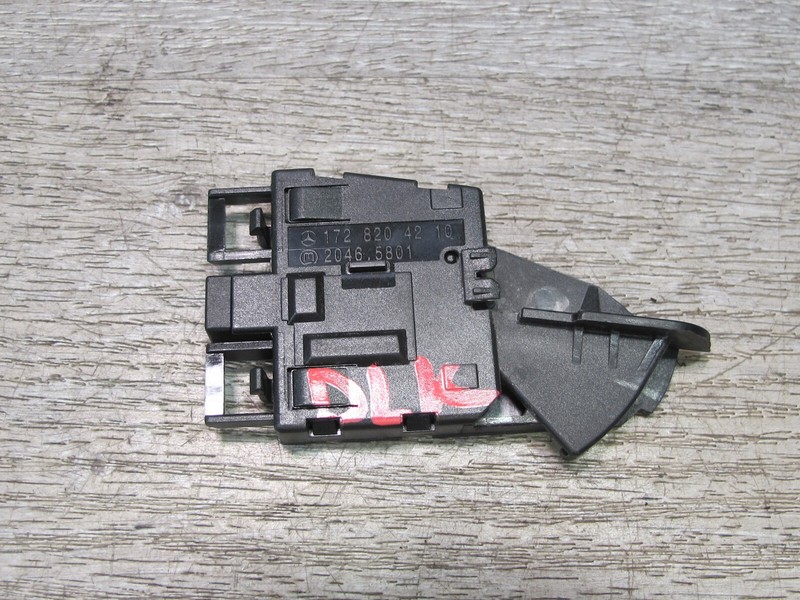 2012-2020 MERCEDES R172 SLK SLC ROOF LIMIT SWITCH SENSOR 1728204210