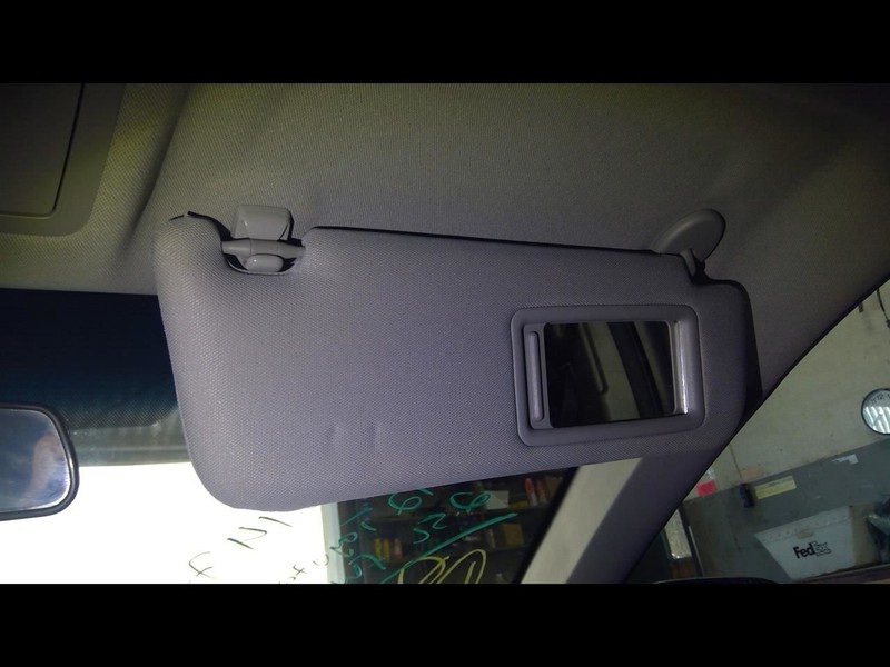 Passenger Sun Visor With Illumination Without Sunroof Fits 12-17 CAMRY 1572312
