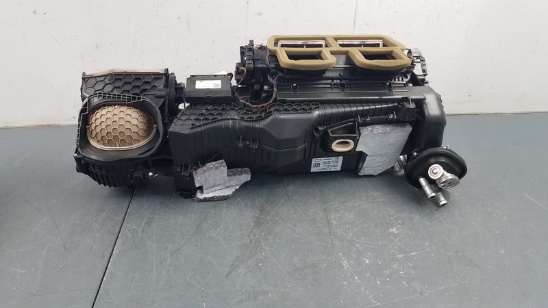 2016 BMW M4 F82 HVAC Unit Assembly #6425 G1