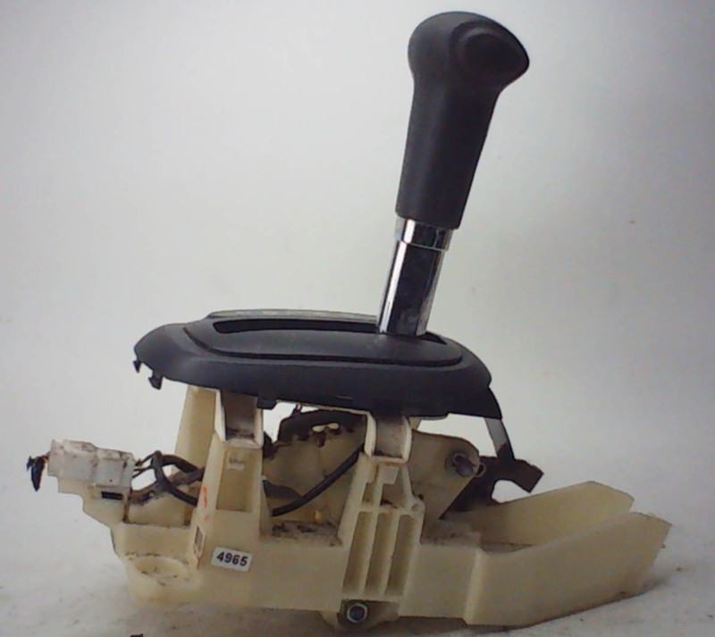 2006-2011 Hyundai Accent Automatic Transmission Gear Shifter Assembly OEM