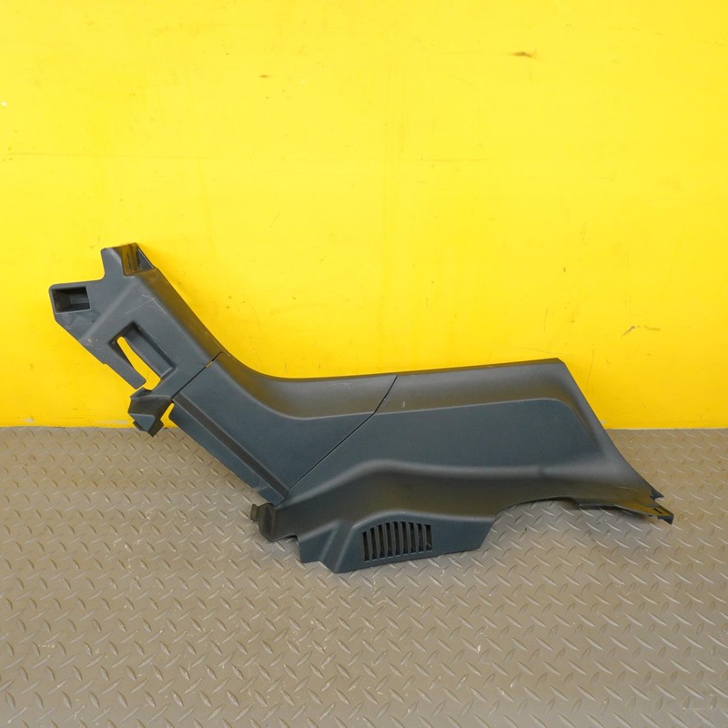 2022-2024 FORD MAVERICK REAR RIGHT SIDE C PILLAR TRIM COVER OEM NZ6BE278D12AE