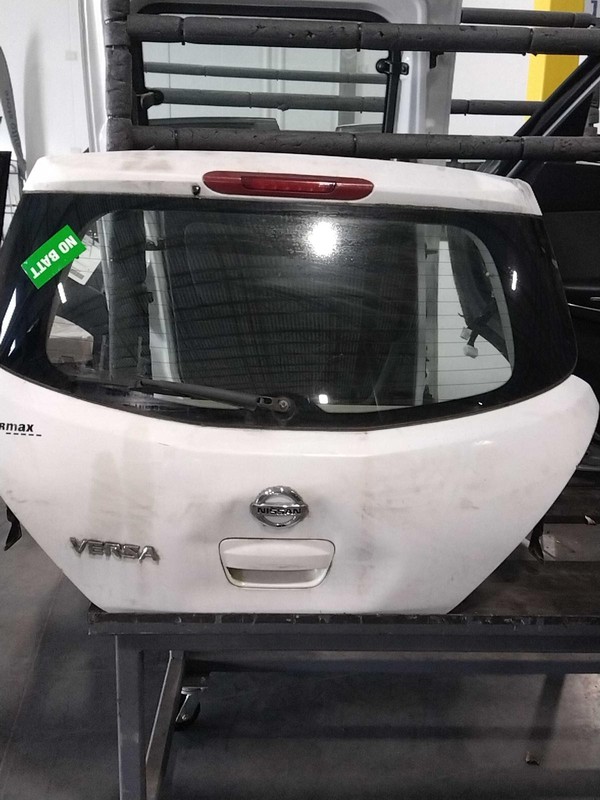 2012 Nissan Versa Deck Lid Trunk Lid White OEM Small Dent 4DR HTBK