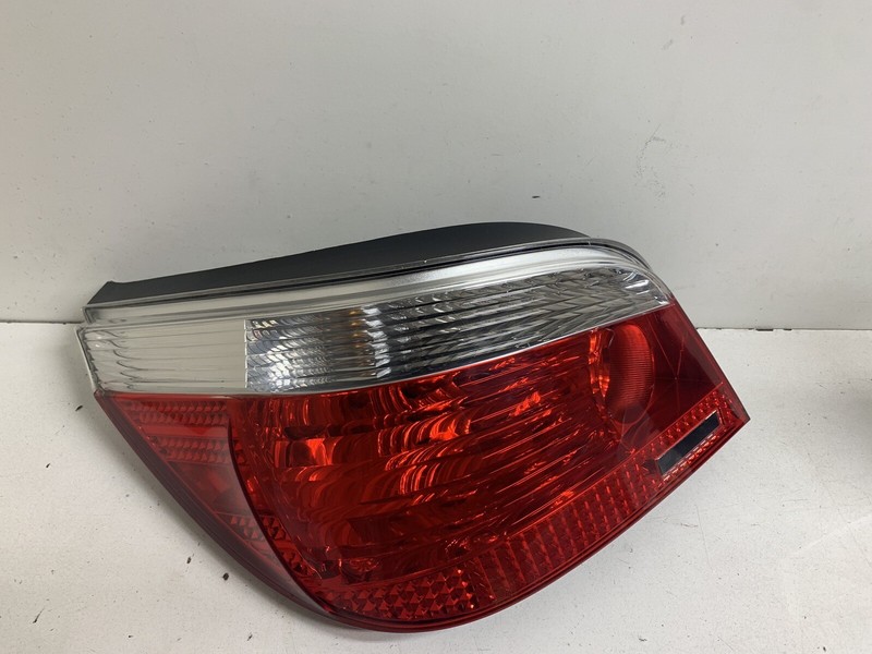 2004-2005 BMW 530i Red Clear Left Driver Tail Light Lamp Taillight Taillamp Oem