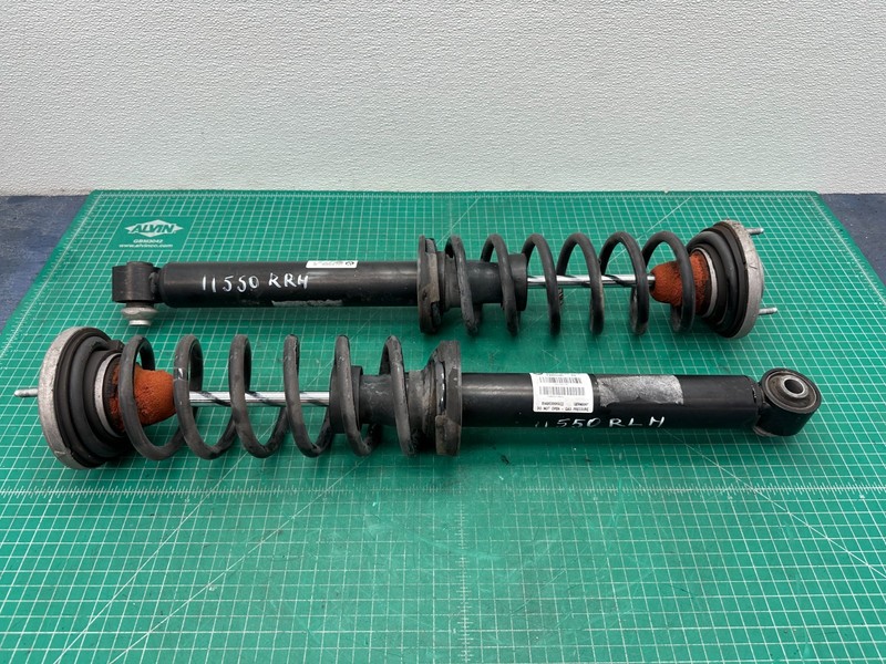 11-13 BMW 550i F10 REAR SUSPENSION SHOCK ABSORBER STRUT LEFT RIGHT PAIR OEM