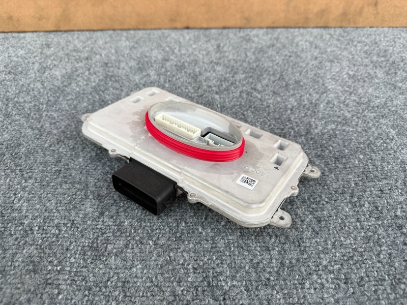 GENESIS GV70 2026 OEM RIGHT RH LED HEADLIGHT BALLAST CONTROL MODULE UNIT