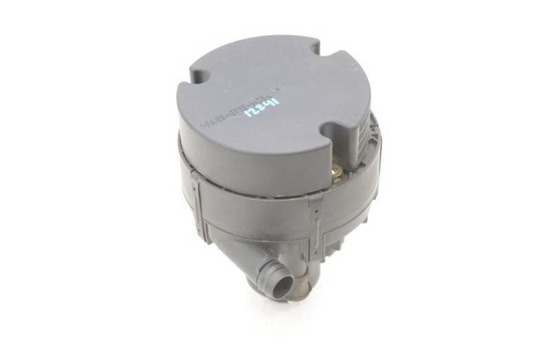 2000-2004 Porsche Boxster S Auxiliary Air Pump Smog Pump 99660510400