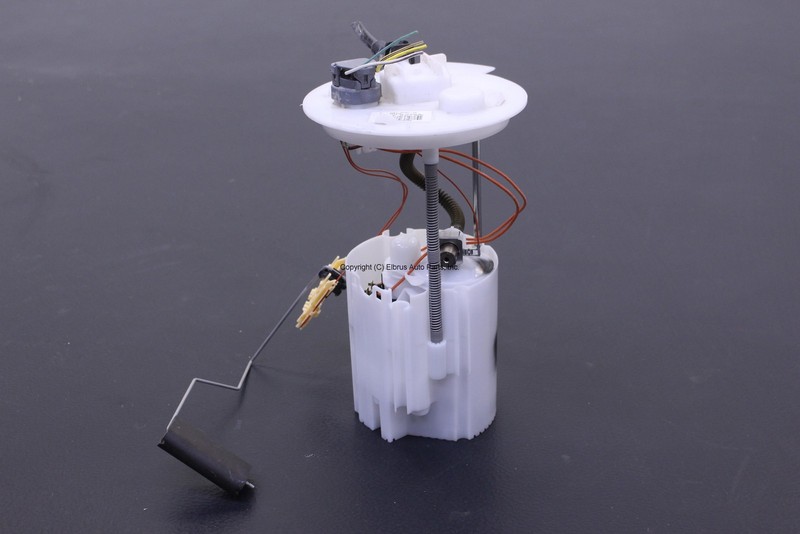 FORD ESCAPE 1.5L 2.0L 17 - 19 GAS FUEL SENDING UNIT PUMP ASSEMBLY TANK MTD *42K*