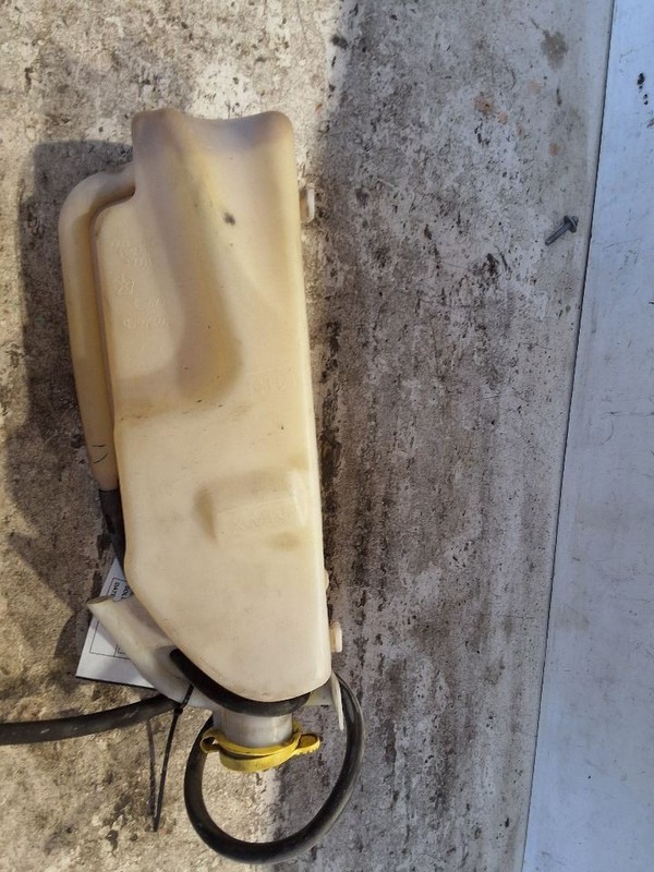Coolant Reservoir LHD VIN W 6th Digit Jk Body Fits 12-18 WRANGLER 3369243