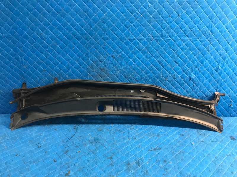 06-15 Lexus IS250C FRONT COWL WINDSHIELD COVER GRILLE OEM 55708-53061