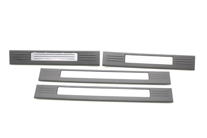 17-24 Nissan TITAN Platinum Reserve Complete Set of Door Sill Scuff Plates