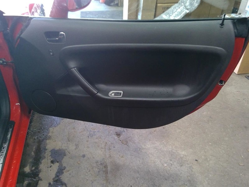 SOLSTICE2008 Passenger Right Front Door Trim Panel 1765674
