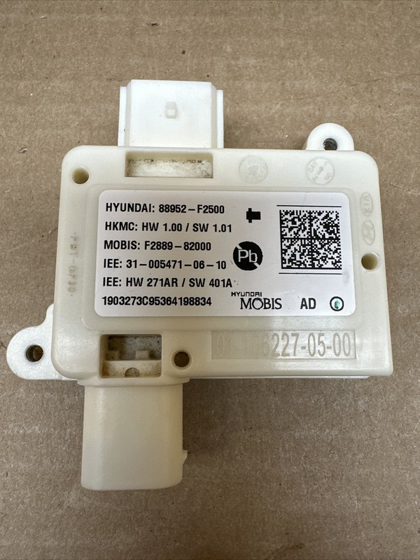 2017-2020 HYUNDAI ELANTRA PASSENGER SEAT OCCUPANT SENSOR MODULE 88952-F2500