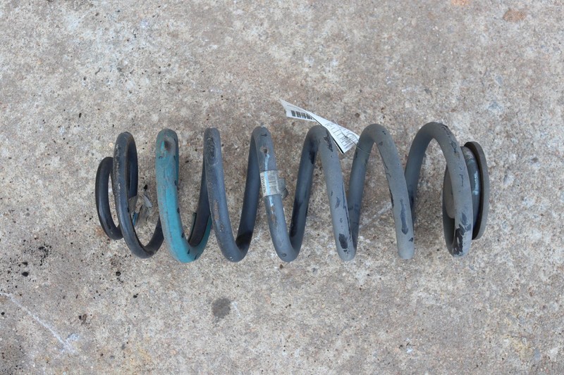 2015-2020 CHEVY TAHOE 4X4 REAR SUSPENSION SHOCK STRUT COIL SPRING OEM