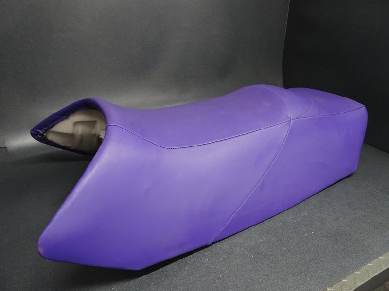 97 Yamaha OEM Double Front Seat Assy Deep Purple Waverunner 760 GH3-U371A-00-00