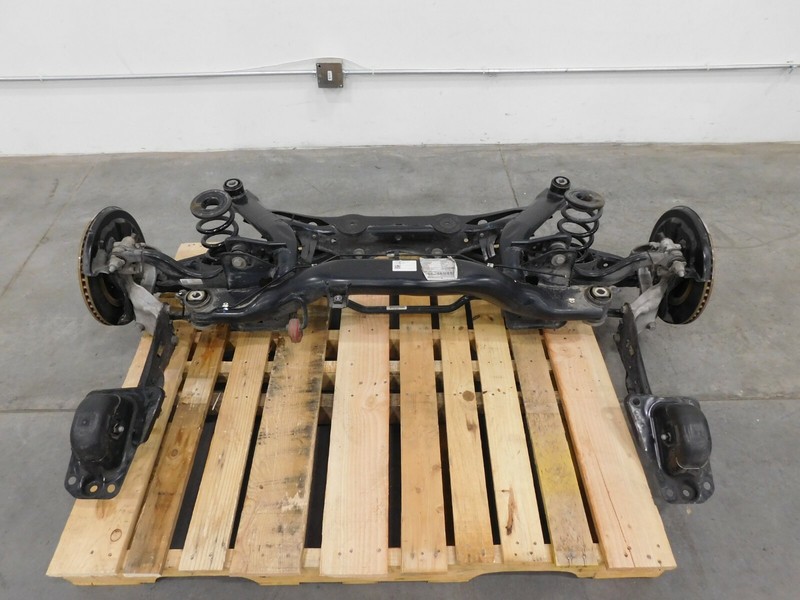 2018 19 20 Audi RS3 8V Rear Sub Frame / Sway Bar /Hub Assembly #4159 B-3