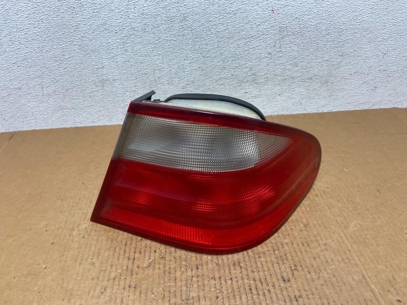 1998 to 2003 Mercedes Benz W208 CLK Right Passenger RH Side Tail Light AE0351 LK