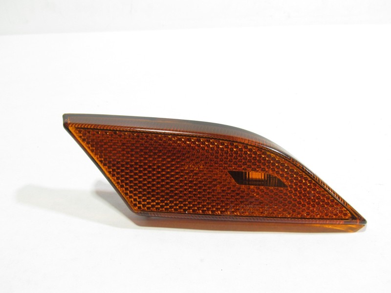 17-23 McLaren 720S 2018 Front Right Bumper Marker Reflector Light !
