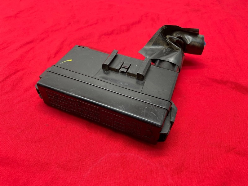 2010-2013 Infiniti G37 Engine Compartment Fuse Relay Box 24312-JL00A 151K OEM ✅
