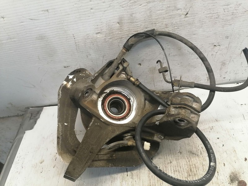Passenger Right Rear Knuckle/Stub 3.2L Fits 00-04 PORSCHE BOXSTER 1487504