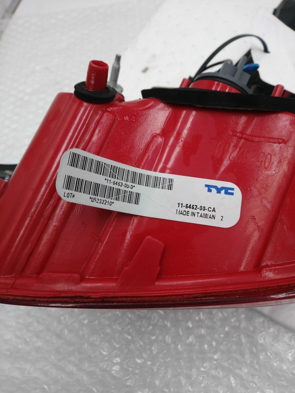 2013 Chevrolet Malibu Left Tail Light Assembly White OEM Aftermarket 356245