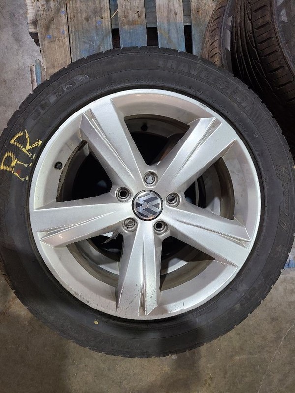 Wheel 17x7 Alloy 5 Spoke Fits 12-15 PASSAT 575002