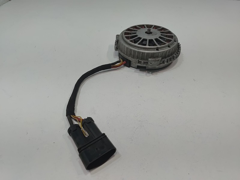 2014-2017 MERCEDESS550 W222 ENGINE RADIATOR COOLING FAN MOTOR OEM