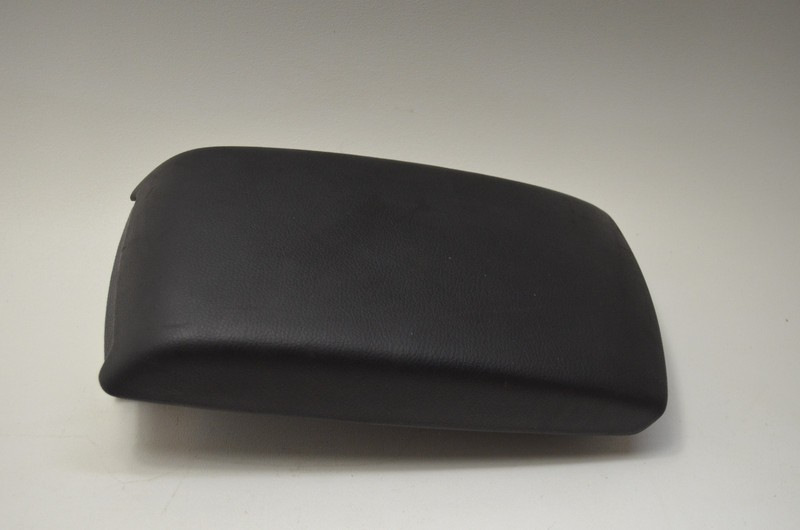 10-13 MAZDA 3 CENTER CONSOLE ARMREST COVER LID BLACK OEM