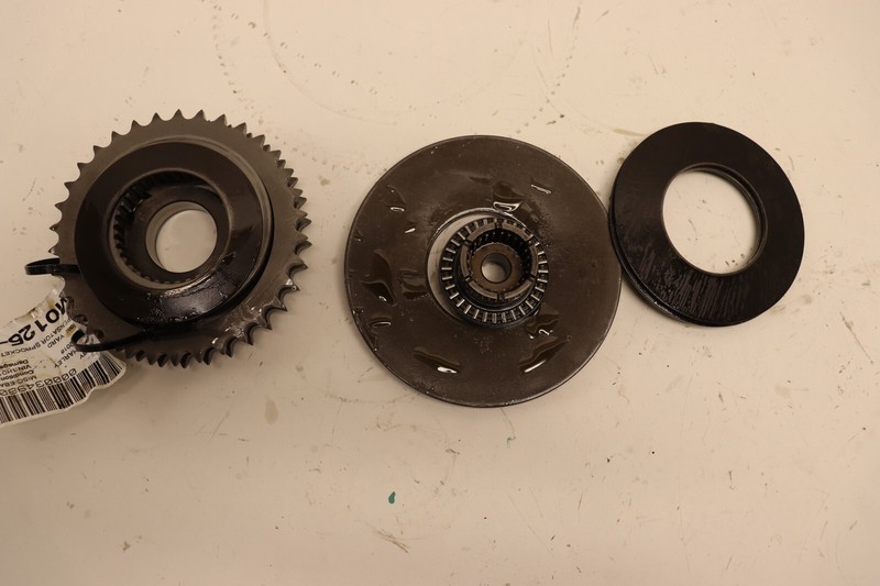 2015-17 HARLEY DAVIDSON FLTRXS ROAD GLIDE SPECIAL COMPENSATOR SPROCKET GEAR OEM