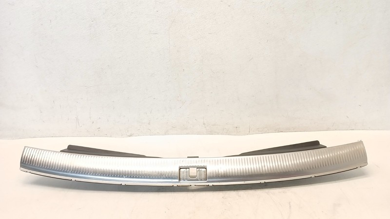 07-15 AUDI 4L Q7 TRUNK TAILGATE SCUFF PLATE SILL TRIM PANEL OEM 080125