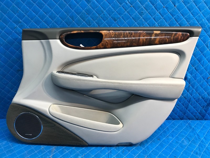 04-09 Jaguar XJ8 Right Passenger RH FR Front Door Trim Panel Unit Gray LHJ OEM