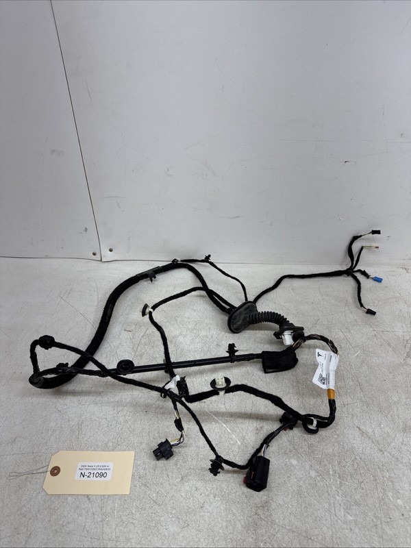 ⚡️24-25 TESLA MODEL Y Rear Left Door Wiring Harness1489053-00-D 21090 B97