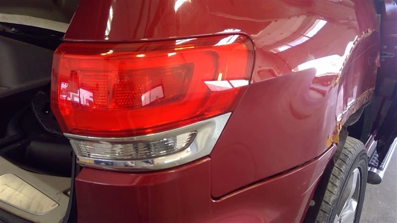 Passenger Tail Light Quarter Panel Mounted Fits 15-20 GRAND CHEROKEE 3252016
