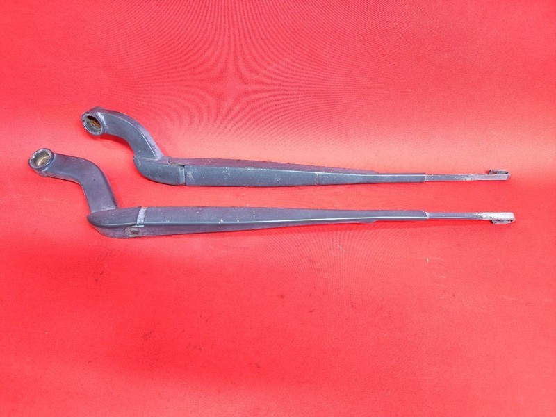 2005-2007 Land Rover LR3 Right Left Windshield Wiper Arm Set to VIN:7A434888