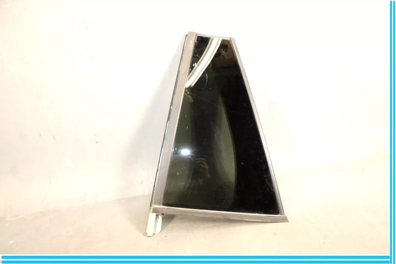 10-13 Land Range Rover Sport Rear Left Driver Side Door Vent Window Glass OEM