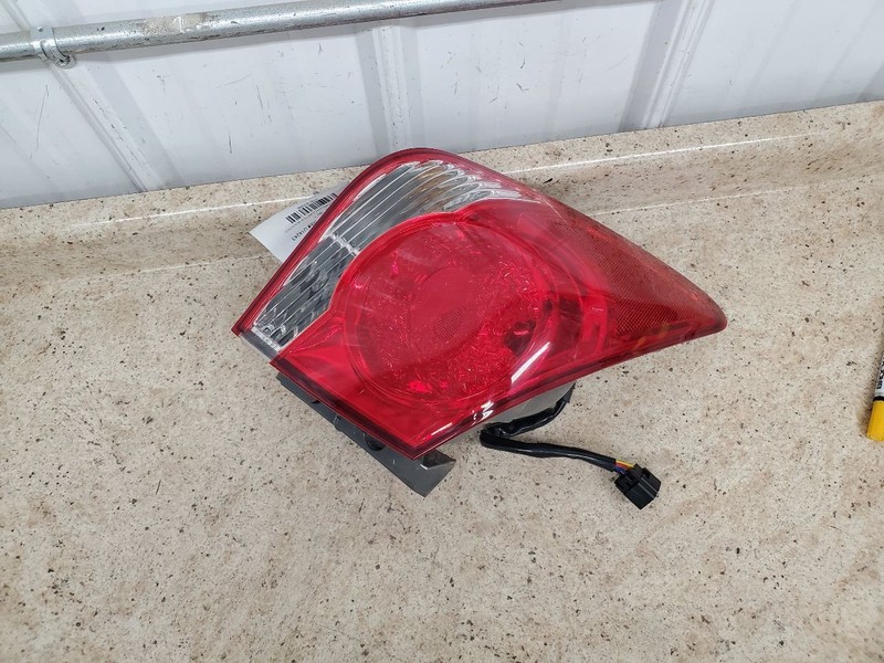 Driver Tail Light VIN P 4th Digit Limited Fits 11-16 CRUZE 304365