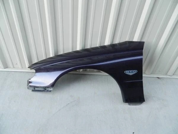 2004-2006 Pontiac GTO Driver LH Driver Fender OEM *USED*