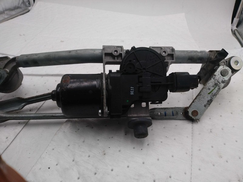 Used Windshield Wiper Motor fits: 2020 Kia RioGrade A