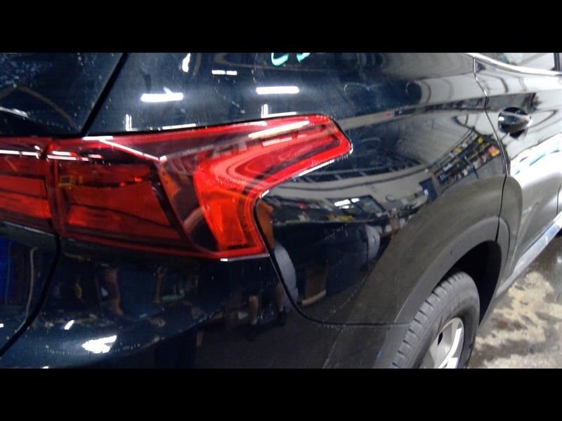 Passenger Tail Light SWB Incandescent Fits 19 SANTA FE 1168221