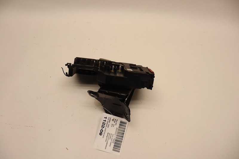 2012-2015 MERCEDES SLK250 R172 FUSE RELAY JUNCTION BOX TERMINAL CONNECTOR OEM