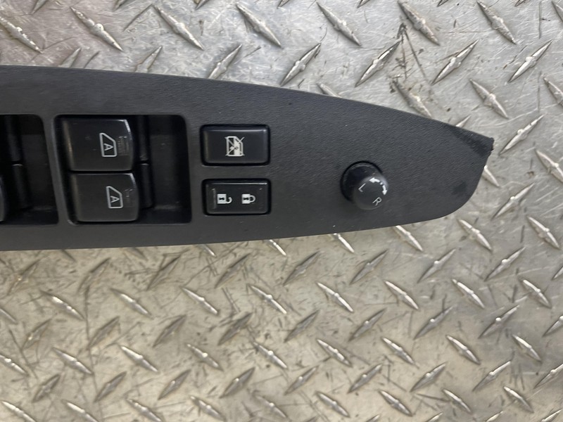 11-13 Infiniti G37 Driver Master Switch Assembly Tested Oem