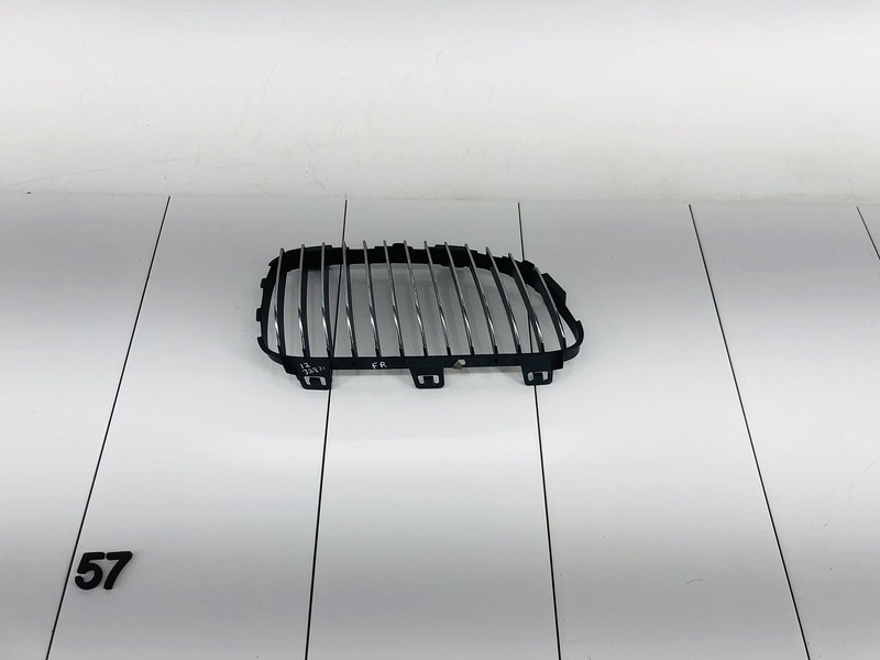 10-13 BMW 328I E92 FRONT RIGHT PASSENGER SIDE RADIATOR GRILLE OEM