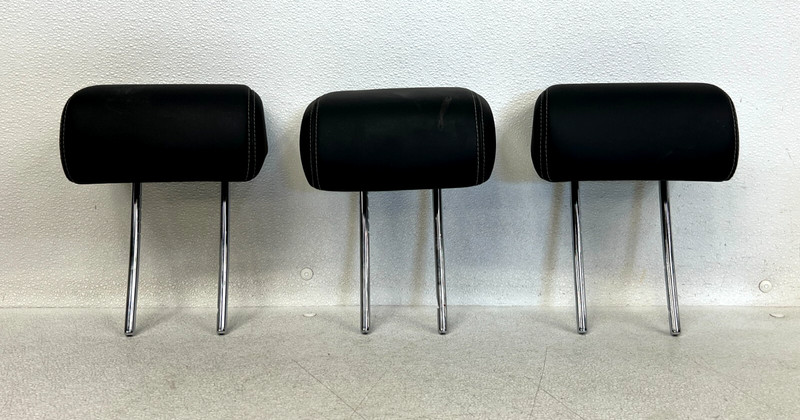 ⭐2017-2019 INFINITI QX30 REAR RIGHT LEFT & CENTER SEAT HEADREST SET OEM LOT2589