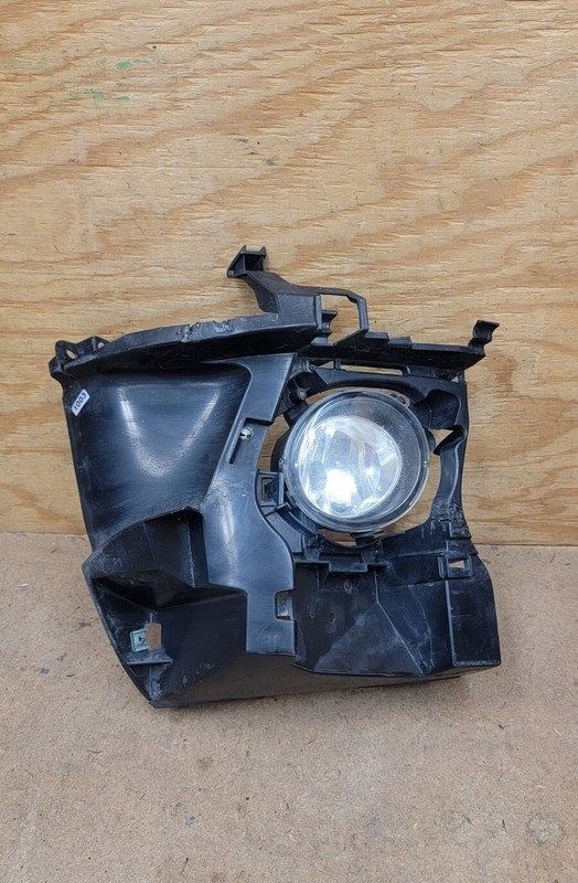 2014 - 2020 OEM BMW F32 F36 430i 440i Front Right Side Fog Light w/ Bracket OEM