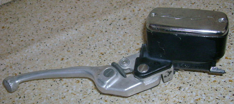 2002 honda VFR 800 VFR800 Interceptor Right Brake Master Cylinder Lever H11