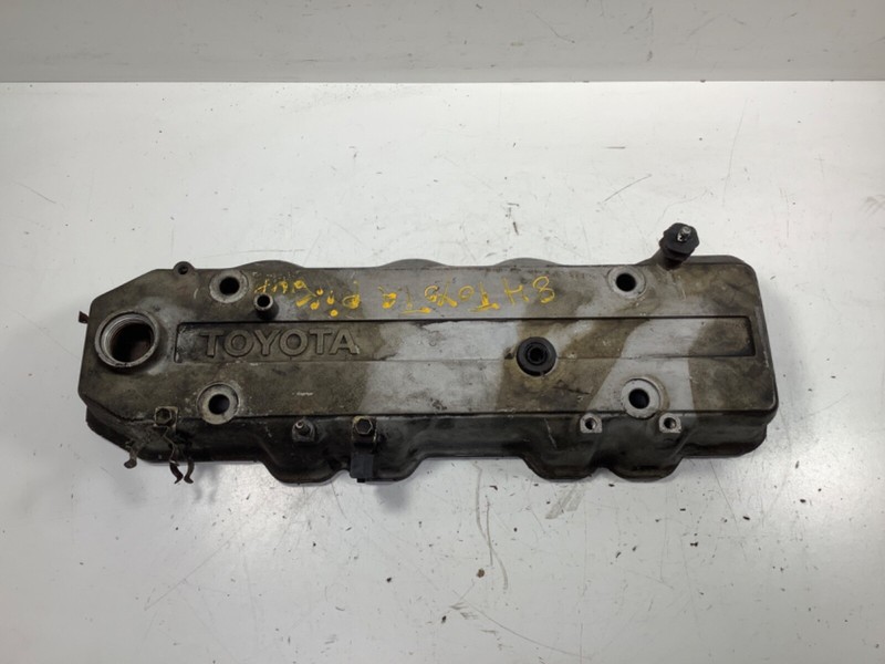 84-89 Toyota Pickup Cylinder Head Cover OEM