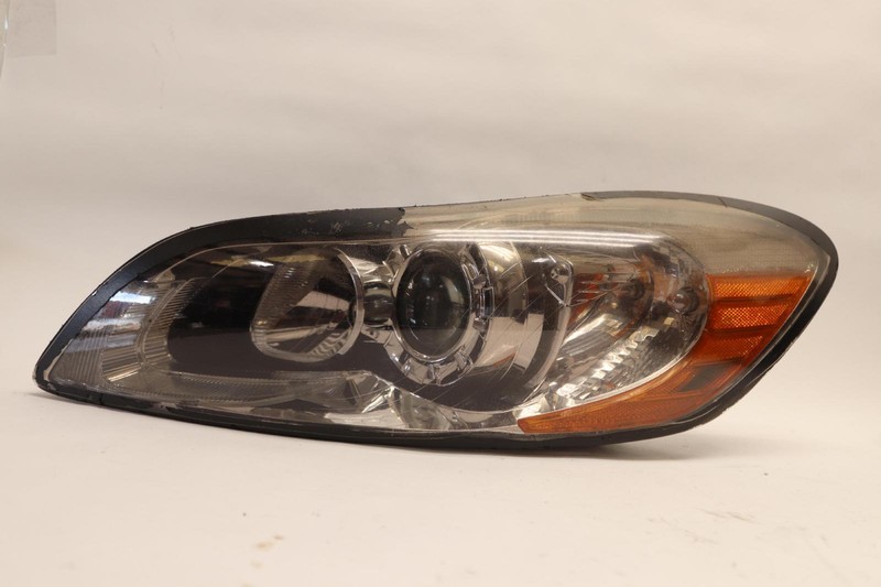 2011-2013 VOLVO C30 LEFT DRIVER SIDE HEADLIGHT ADAPTIVE XENON HEADLAMP OEM